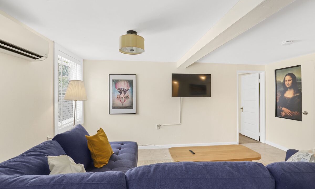 Photo of Livingroom in Alta Heights