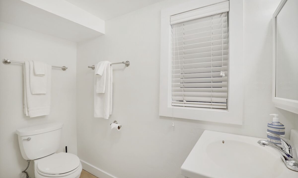 Photo of Bathroom in Alta Heights