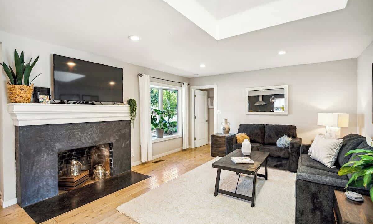 Photo of Livingroom in Napa