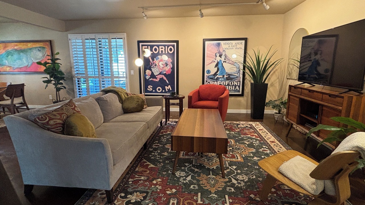 Photo of Livingroom in Bartlett Estates