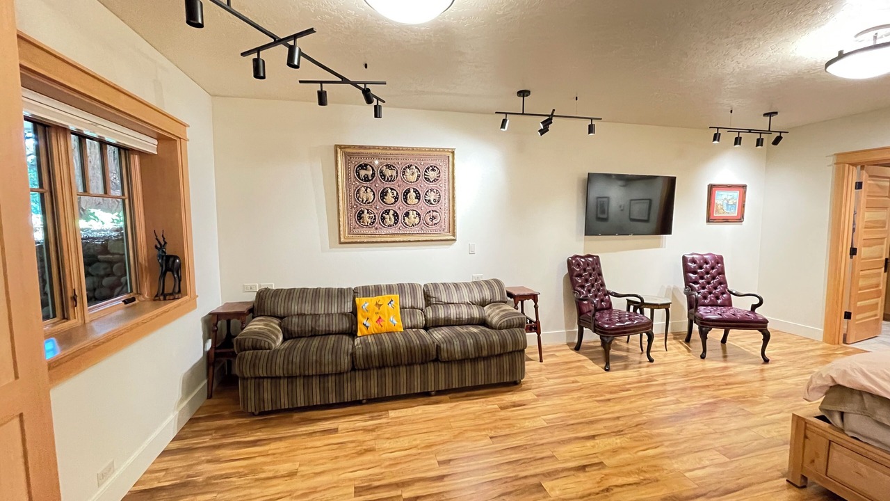Photo of Others in Siskiyou-Hargadine Historic District