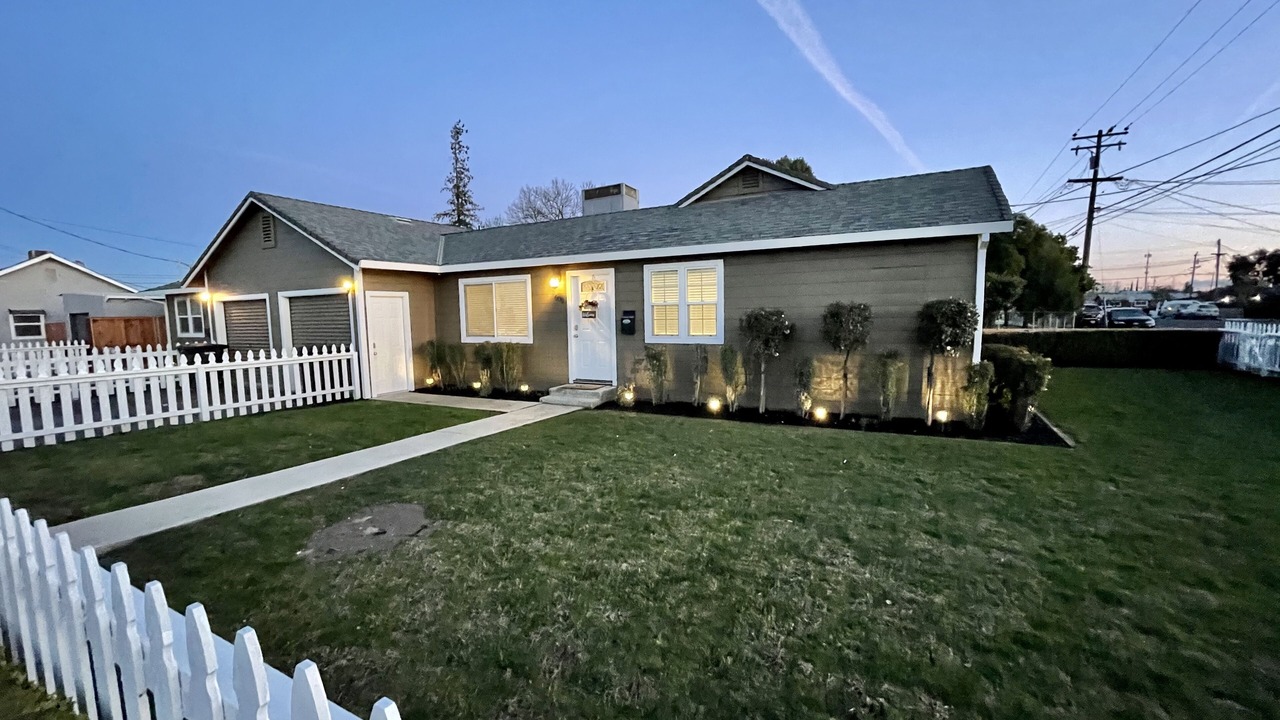 Photo of Outdoor in Oakdale