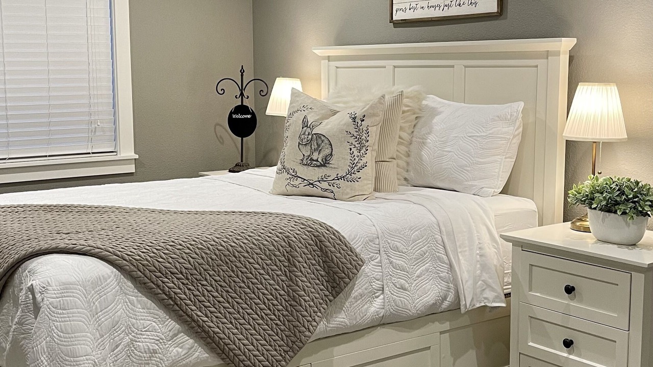 Photo of Bedroom in Oakdale