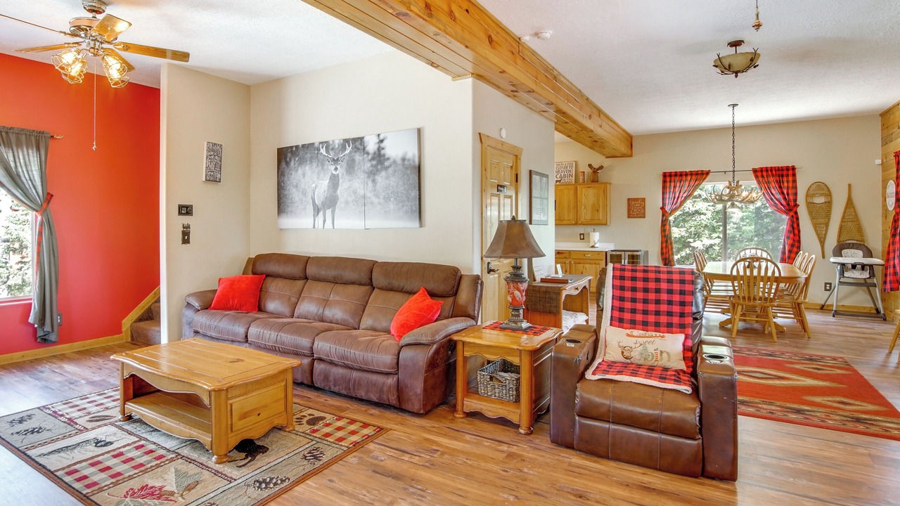Photo of Livingroom in Meadow View Heights