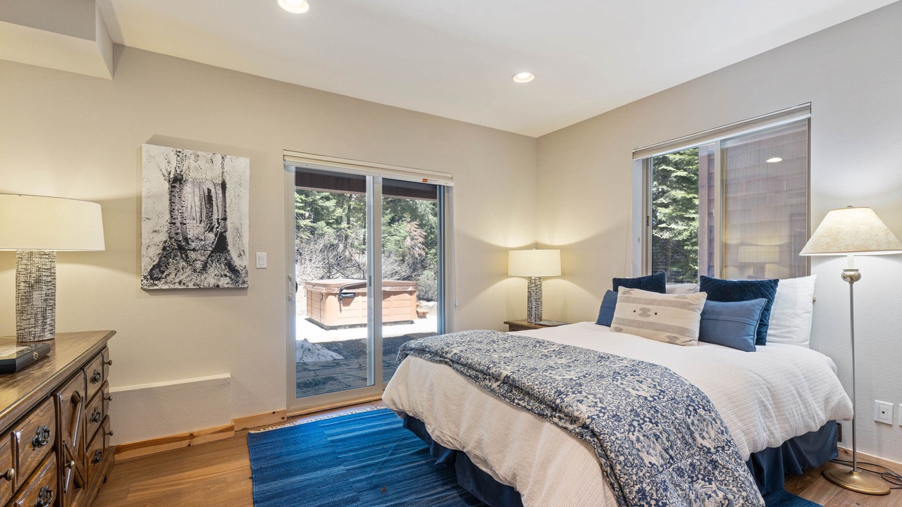 Photo of Bedroom in Alpine Meadows