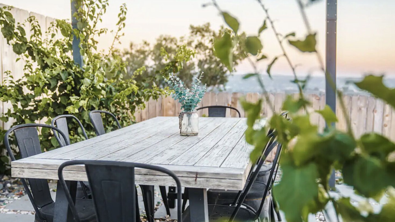 Photo of Outdoor in Bay Terraces