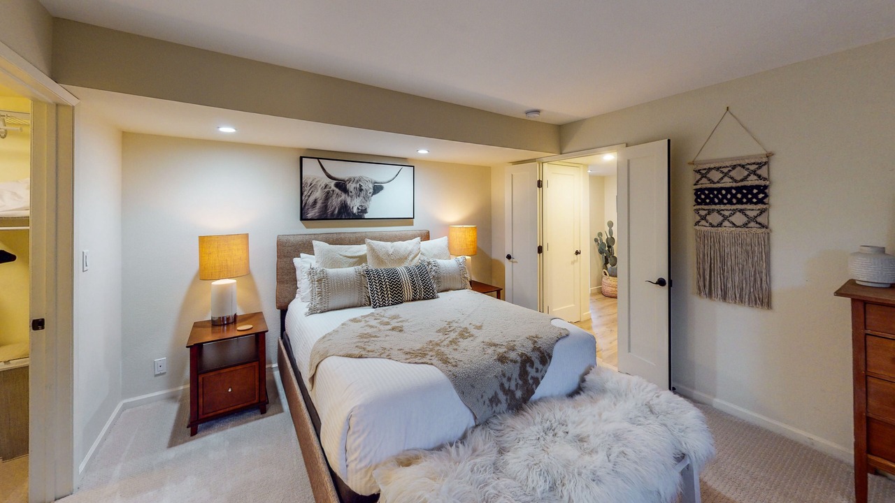 Photo of Bedroom in Araby Commons
