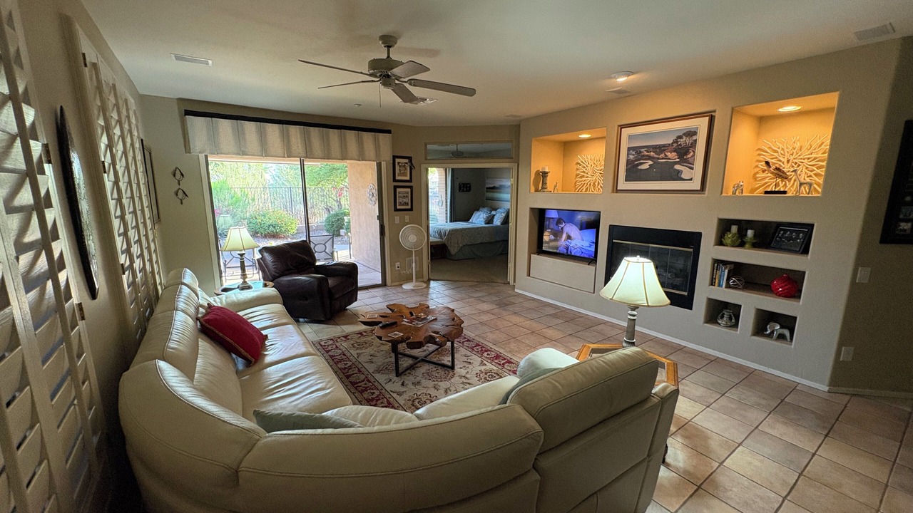 Photo of Livingroom in Anthem Country Club