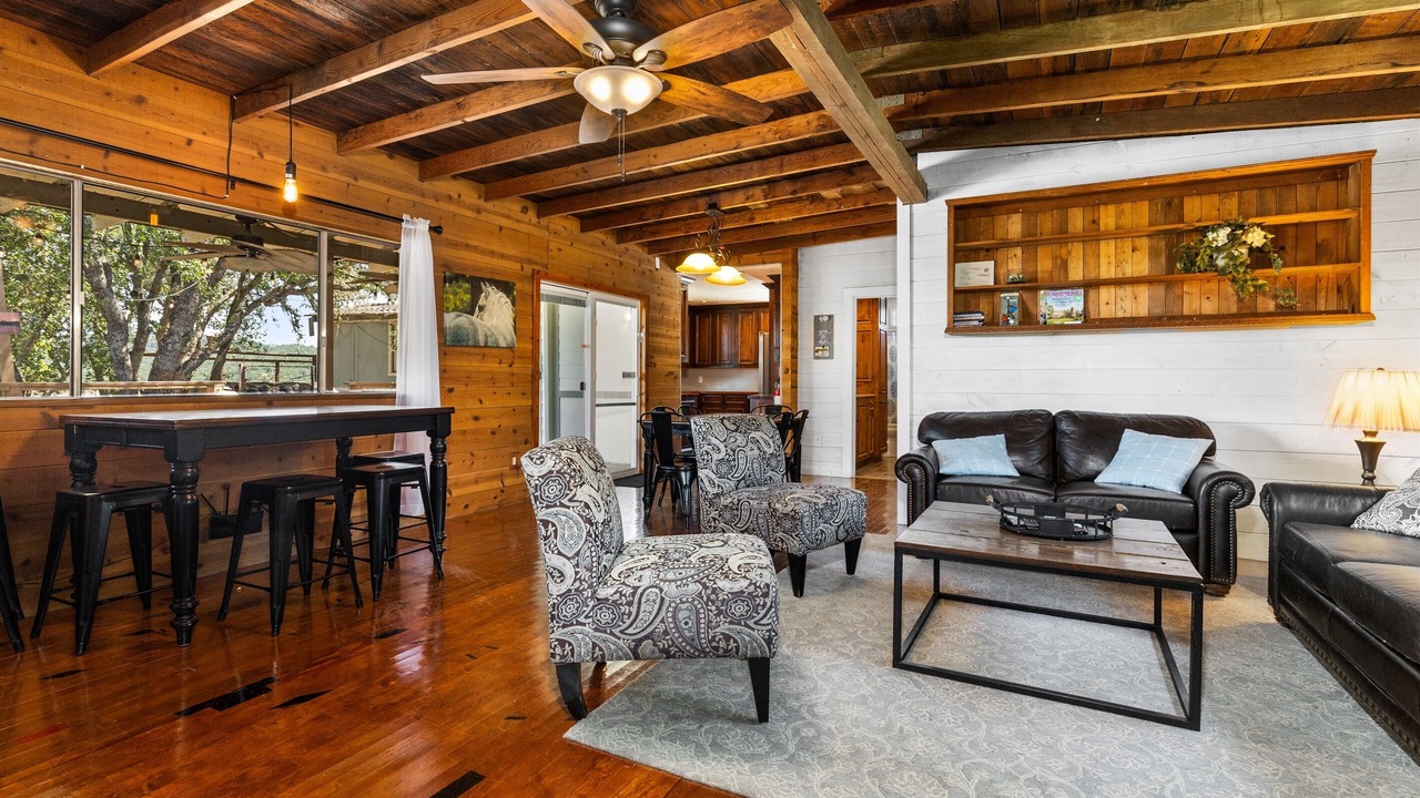 Photo of Livingroom in Bradley