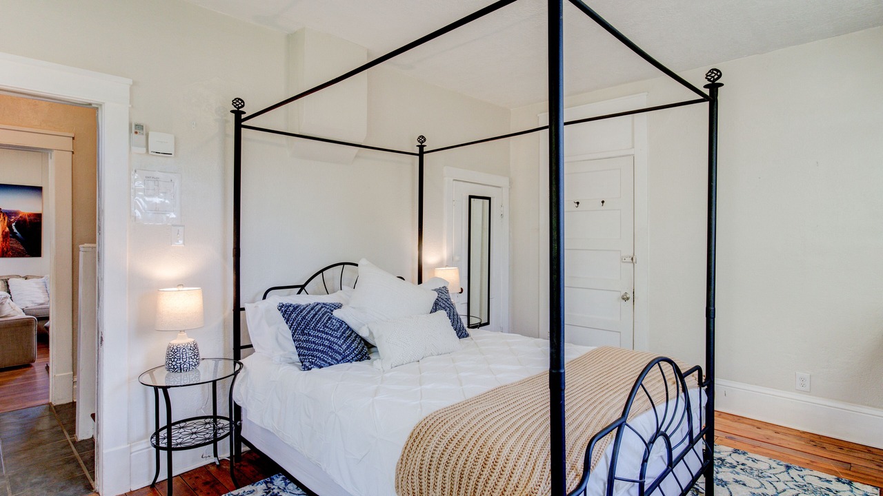 Photo of Bedroom in La Verkin