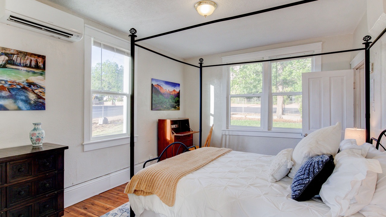 Photo of Bedroom in La Verkin