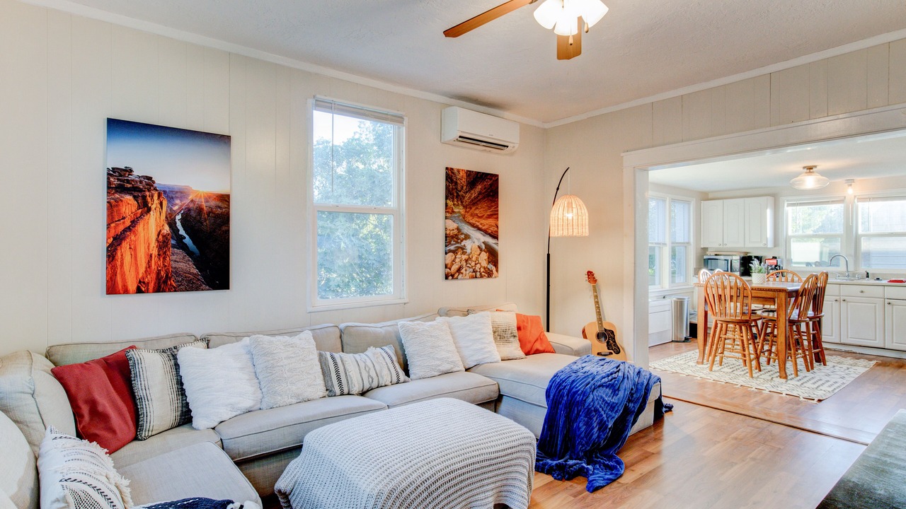 Photo of Livingroom in La Verkin