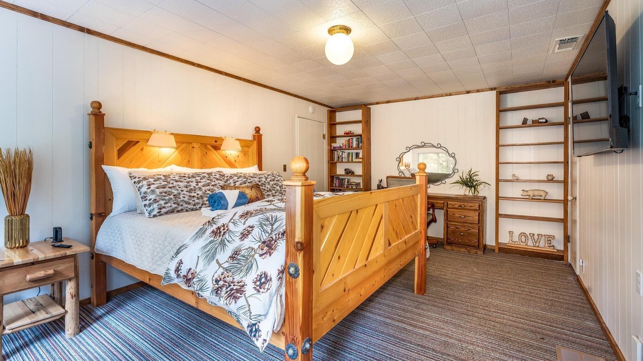 Photo of Bathroom in Sugar Pine