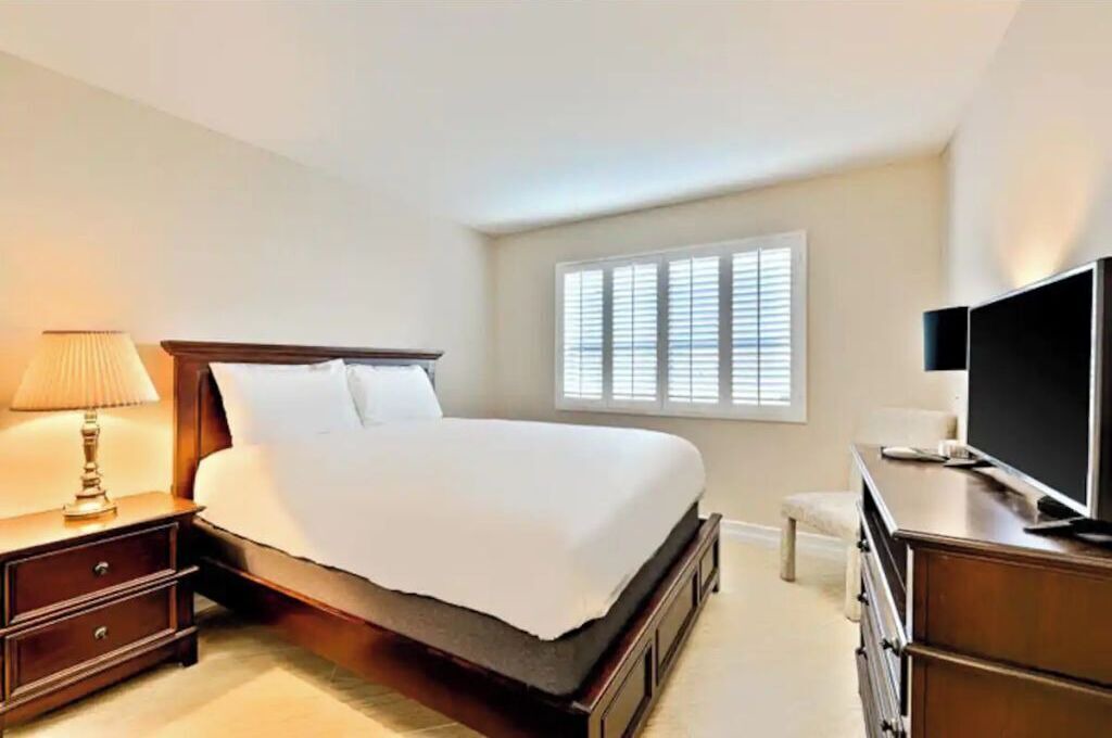 Photo of Bedroom in Orange