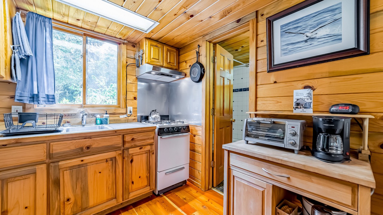 Photo of Kitchen in Shelter Cove