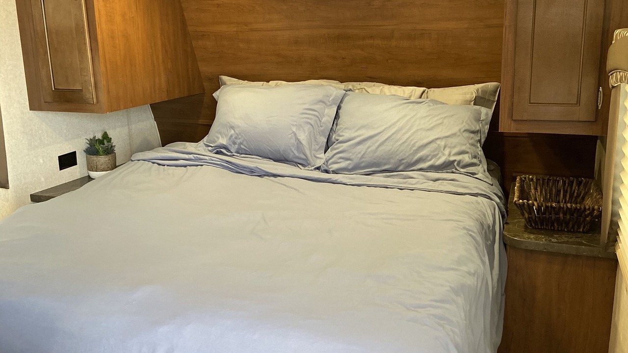 Photo of Bedroom in Dolan Springs