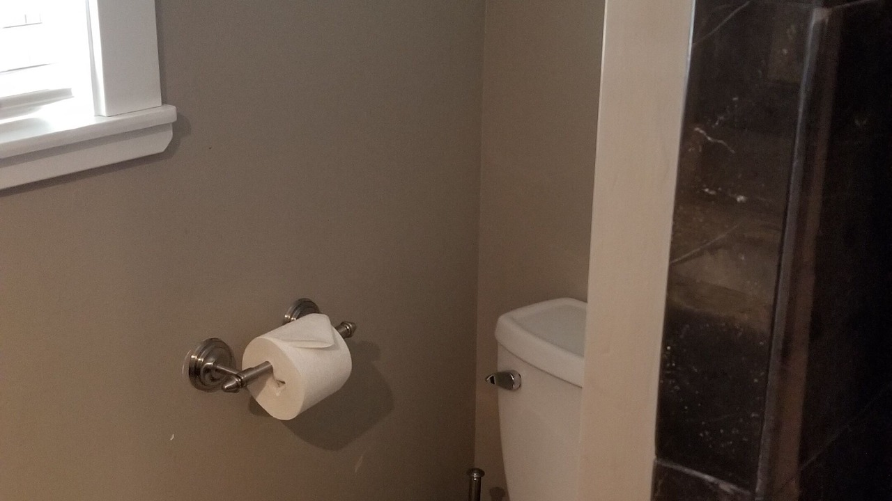 Photo of Bathroom in Lakeside Park