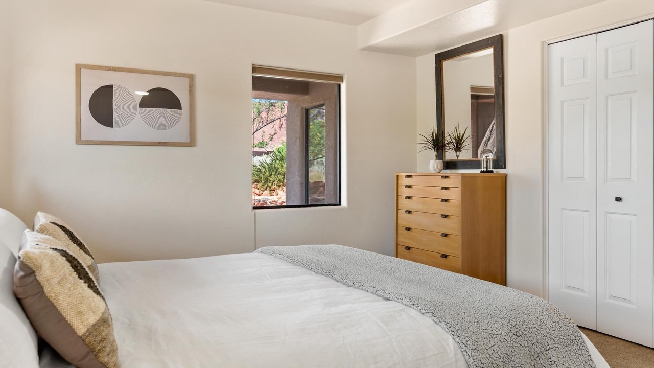 Photo of Bedroom in Kayenta