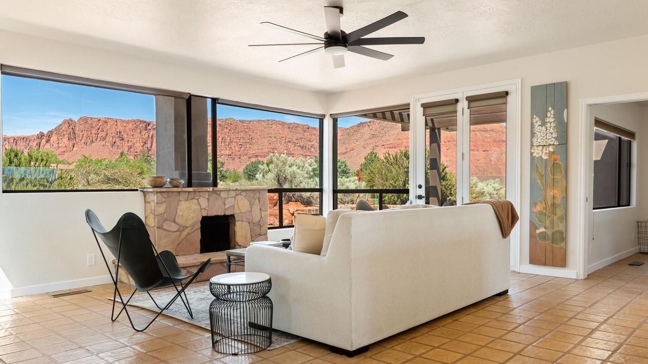Photo of Livingroom in Kayenta