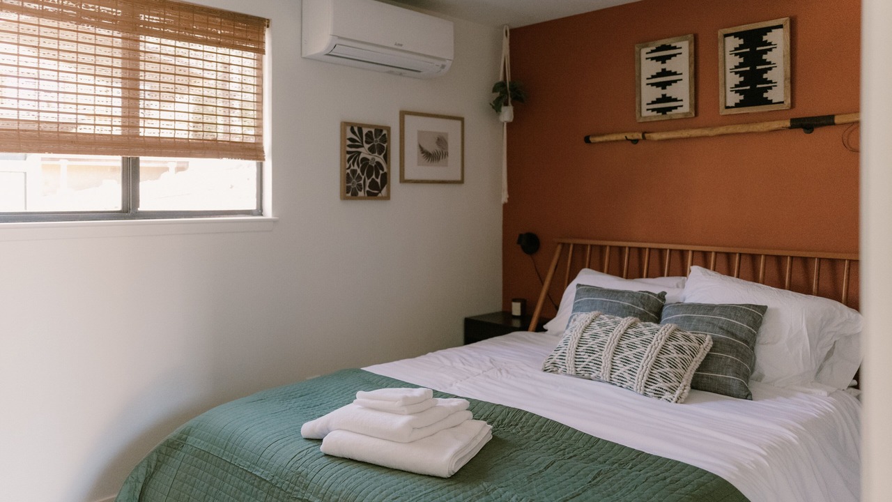 Photo of Bedroom in Groveland