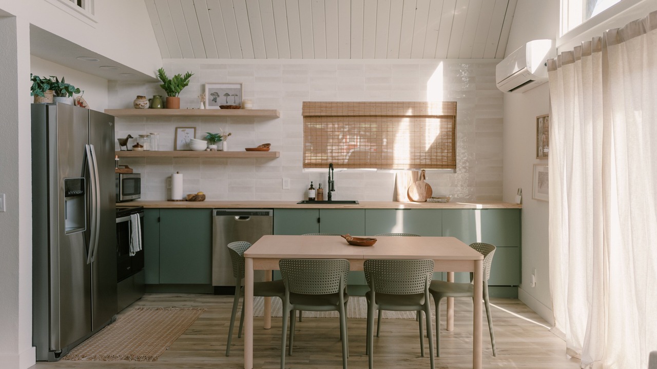 Photo of Kitchen in Groveland