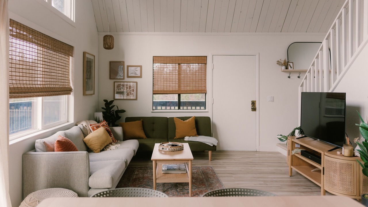 Photo of Livingroom in Groveland