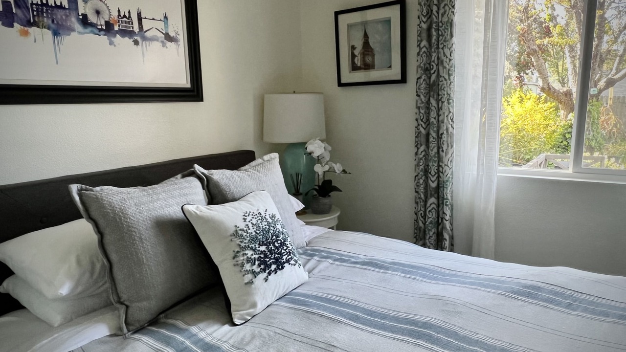 Photo of Bedroom in Rohnerville