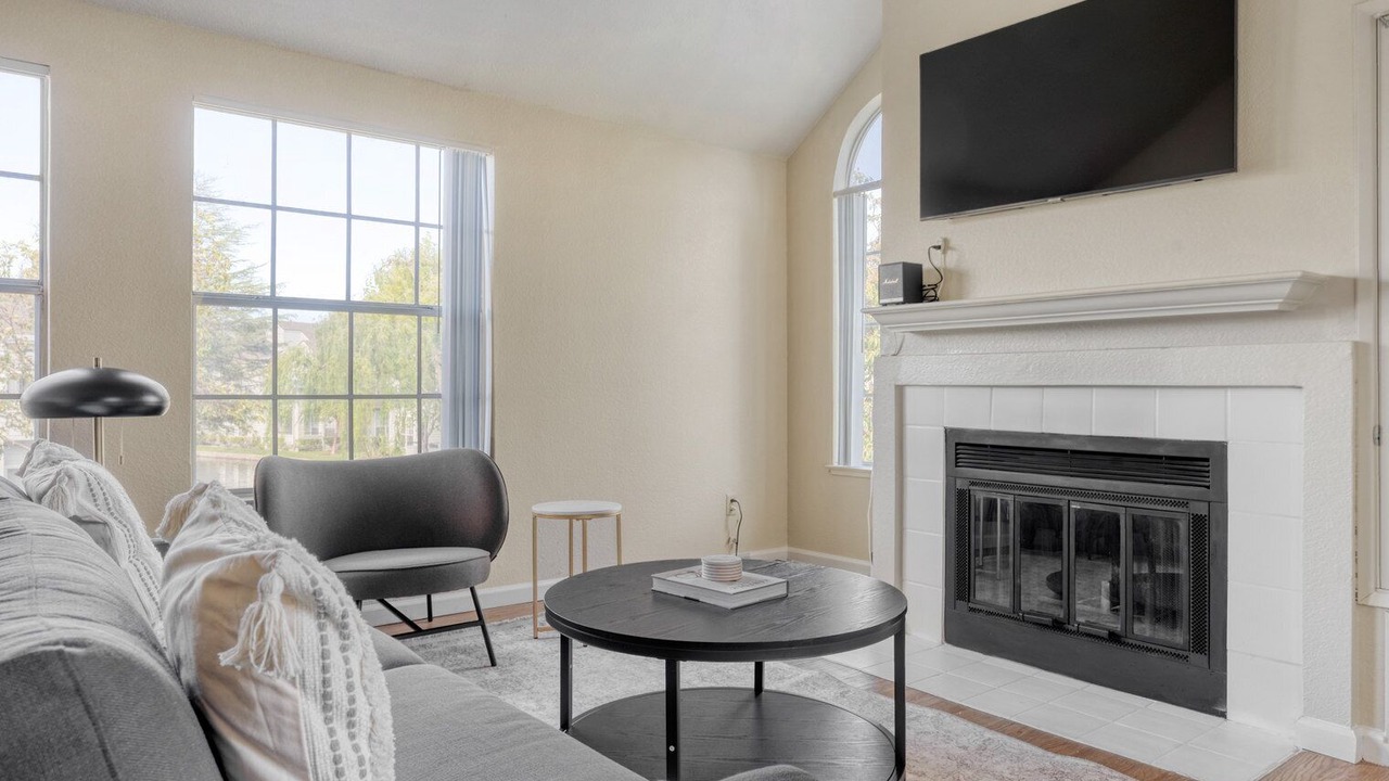Photo of Livingroom in Foster City
