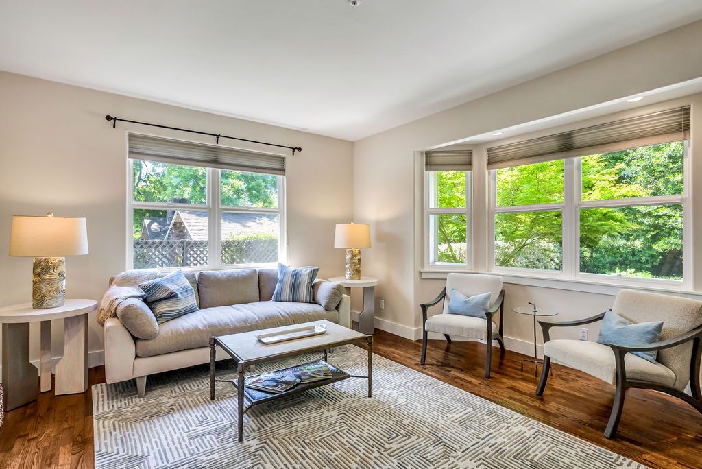 Photo of Livingroom in Sonoma