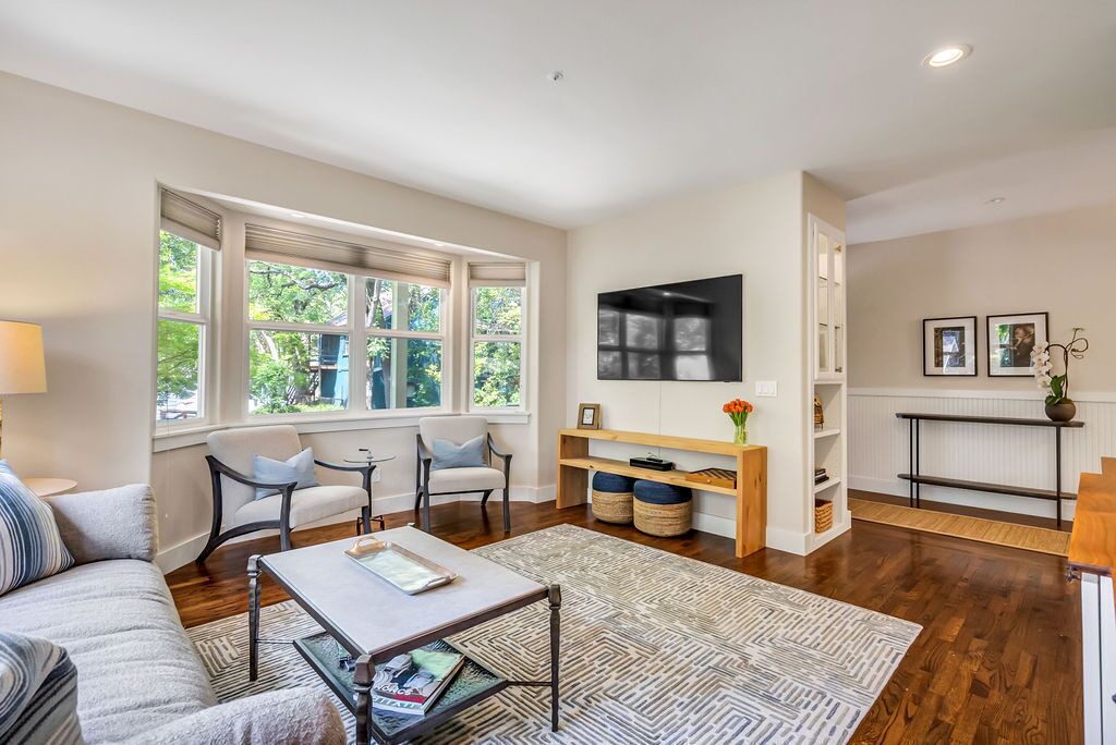 Photo of Livingroom in Sonoma