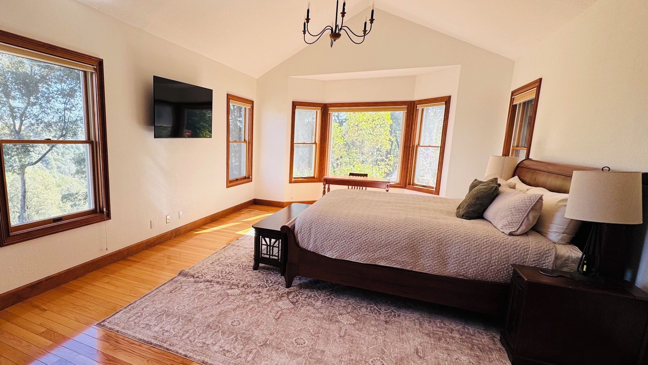 Photo of Bedroom in Shenandoah Valley