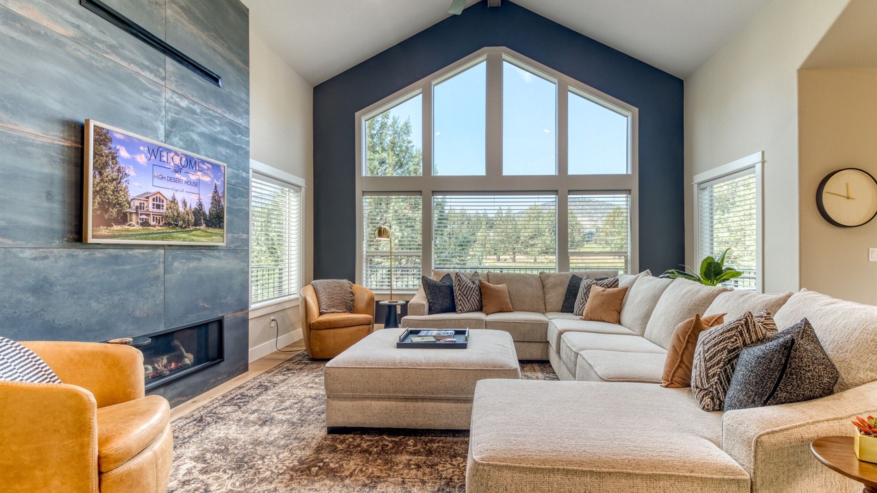 Photo of Livingroom in Redmond