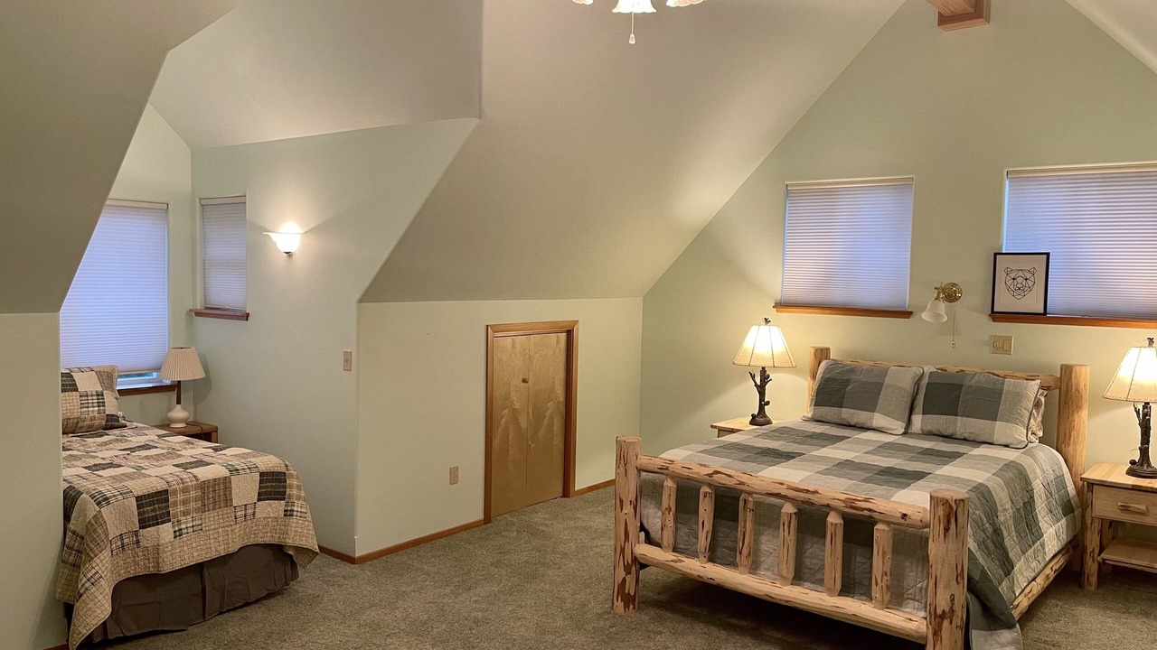 Photo of Bedroom in McCloud