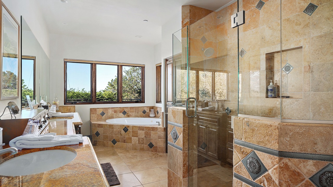 Photo of Bathroom in Happy Hill