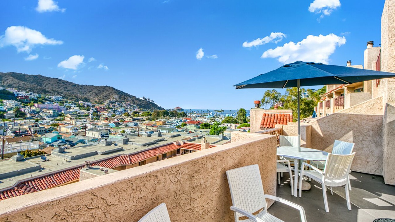 Photo of Patio Balcony in Avalon