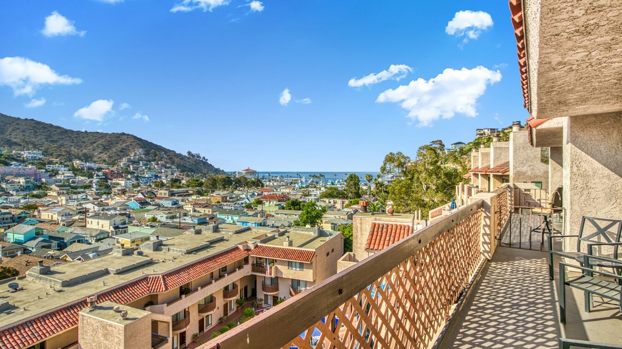 Photo of Patio Balcony in Avalon