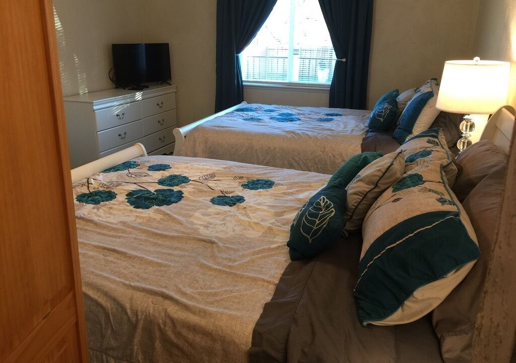 Photo of Bedroom in Lakeport