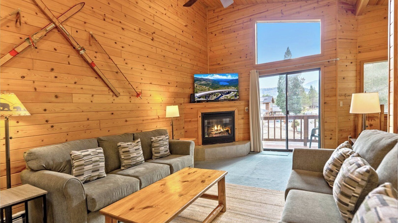 Photo of Bedroom in Tahoe Keys