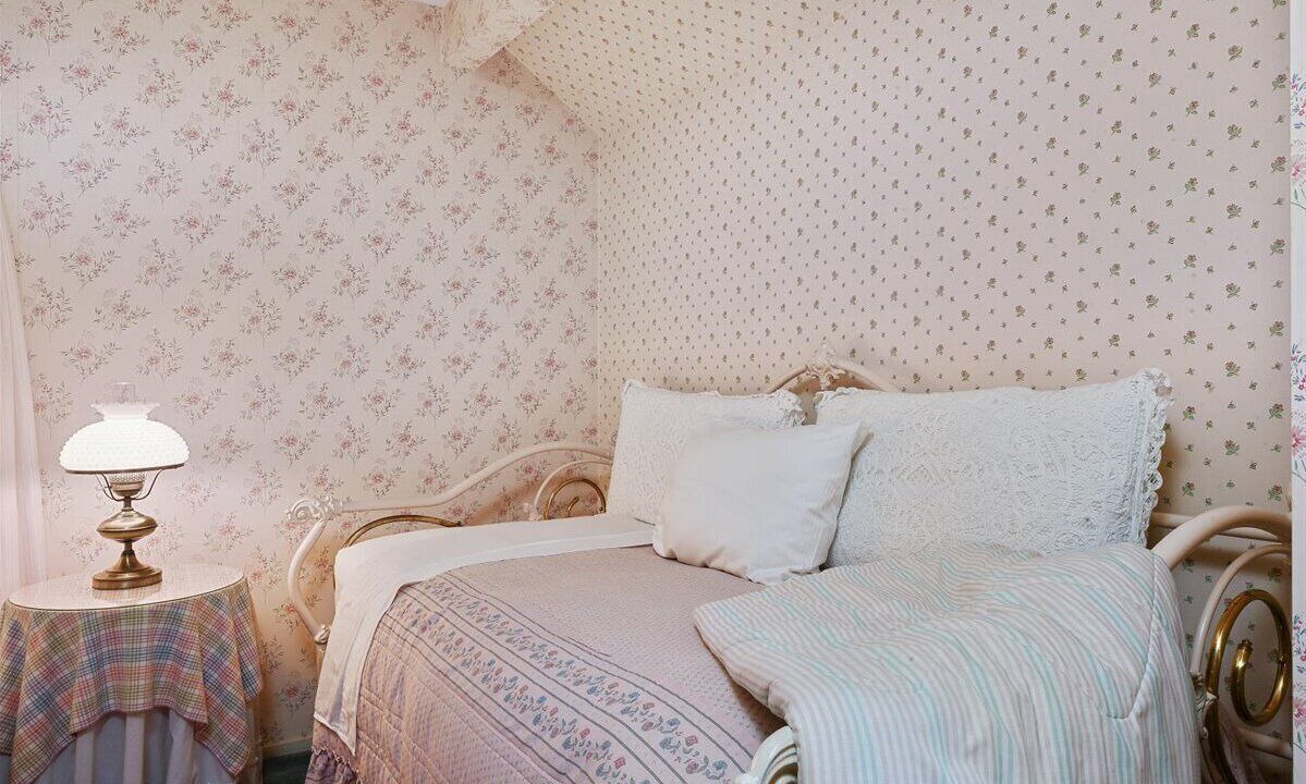Photo of Bedroom in Arroyo Grande
