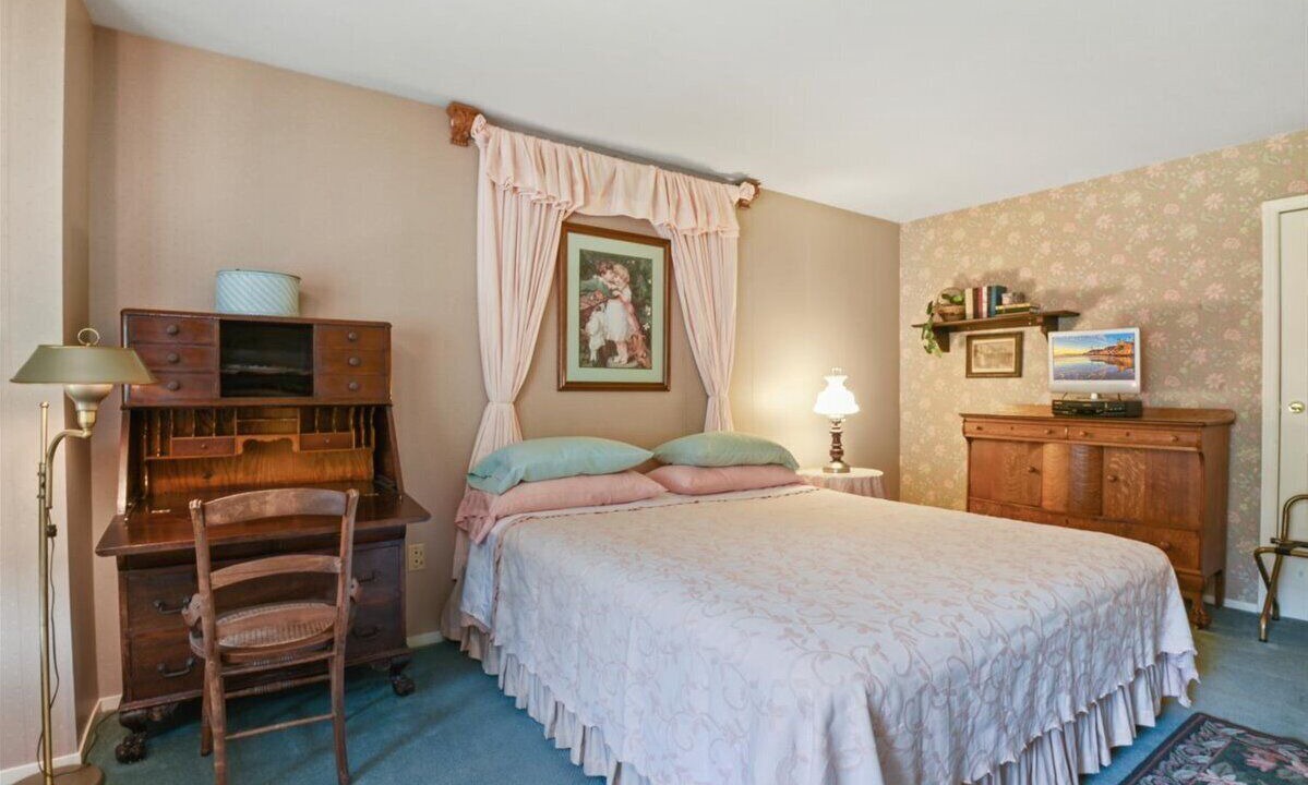 Photo of Bedroom in Arroyo Grande