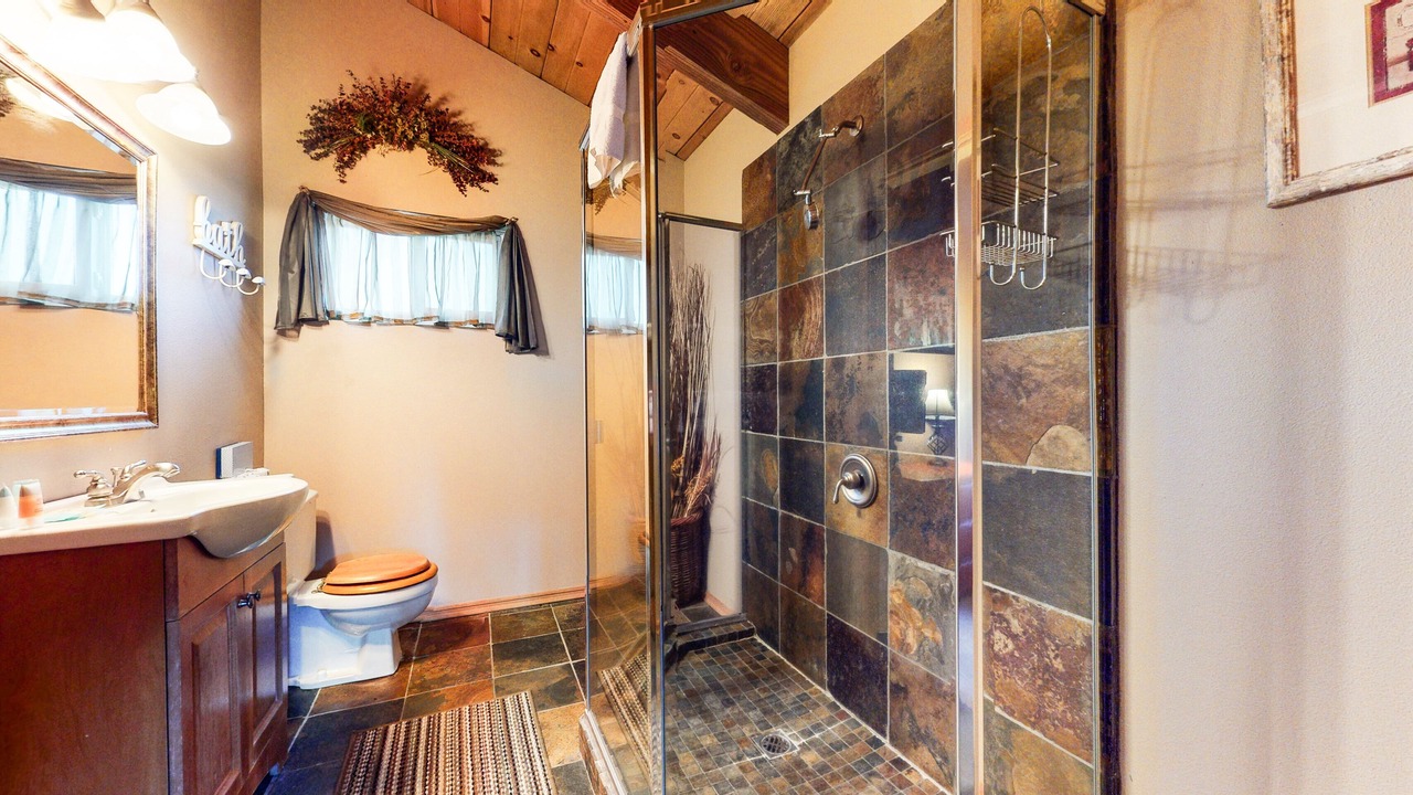 Photo of Bathroom in Mammoth Lakes
