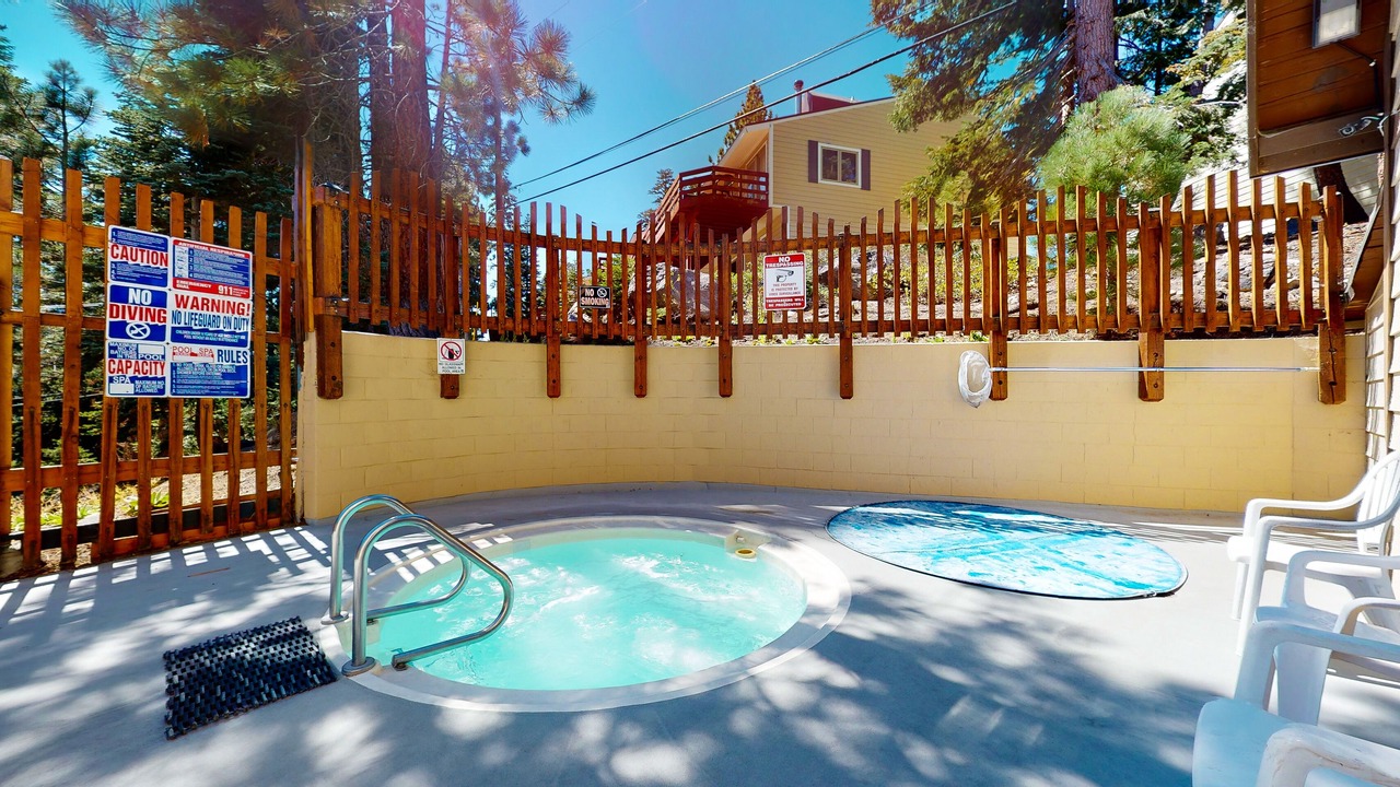 Photo of Outdoor in Mammoth Lakes