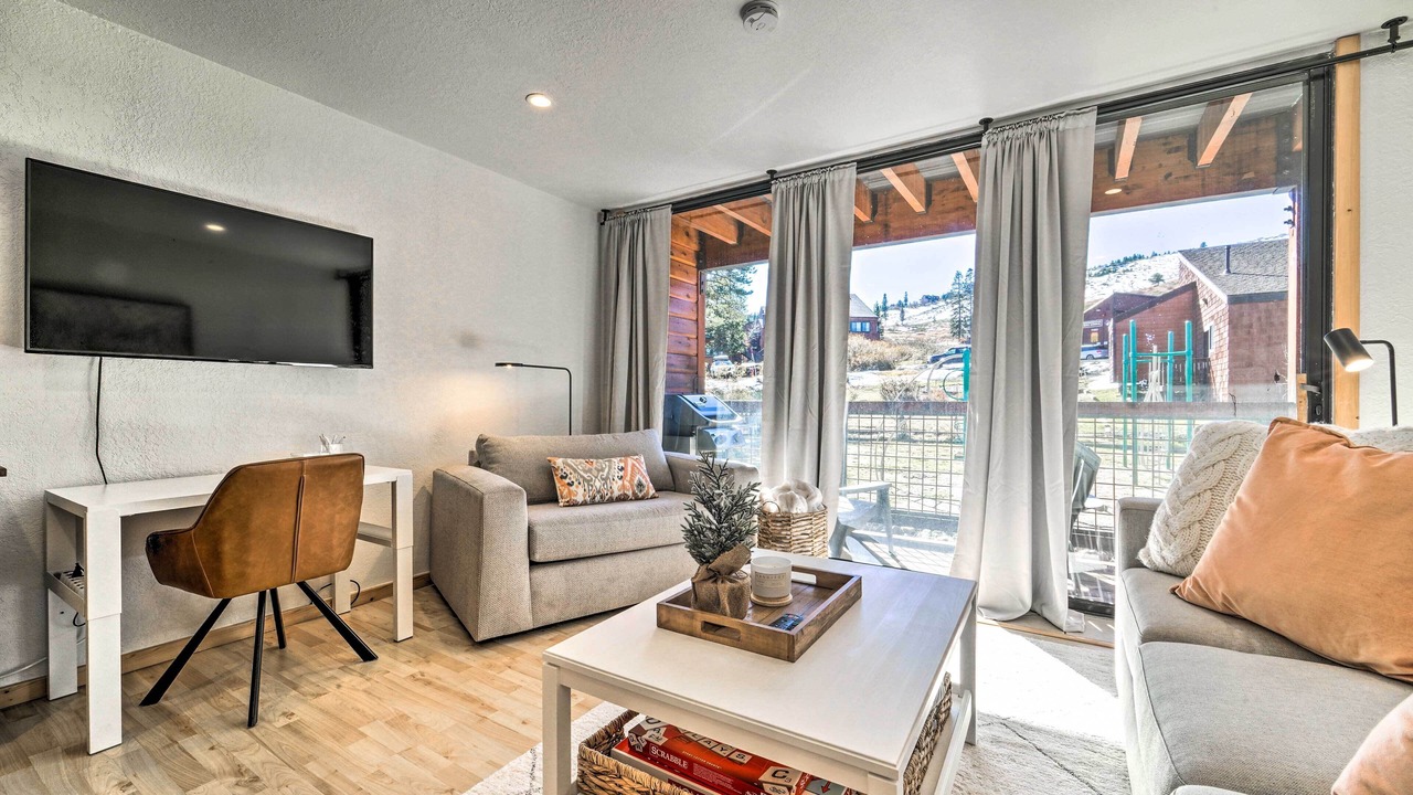 Photo of Livingroom in Truckee