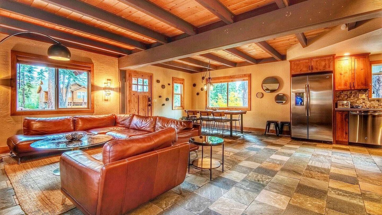 Photo of Livingroom in Ridgewood