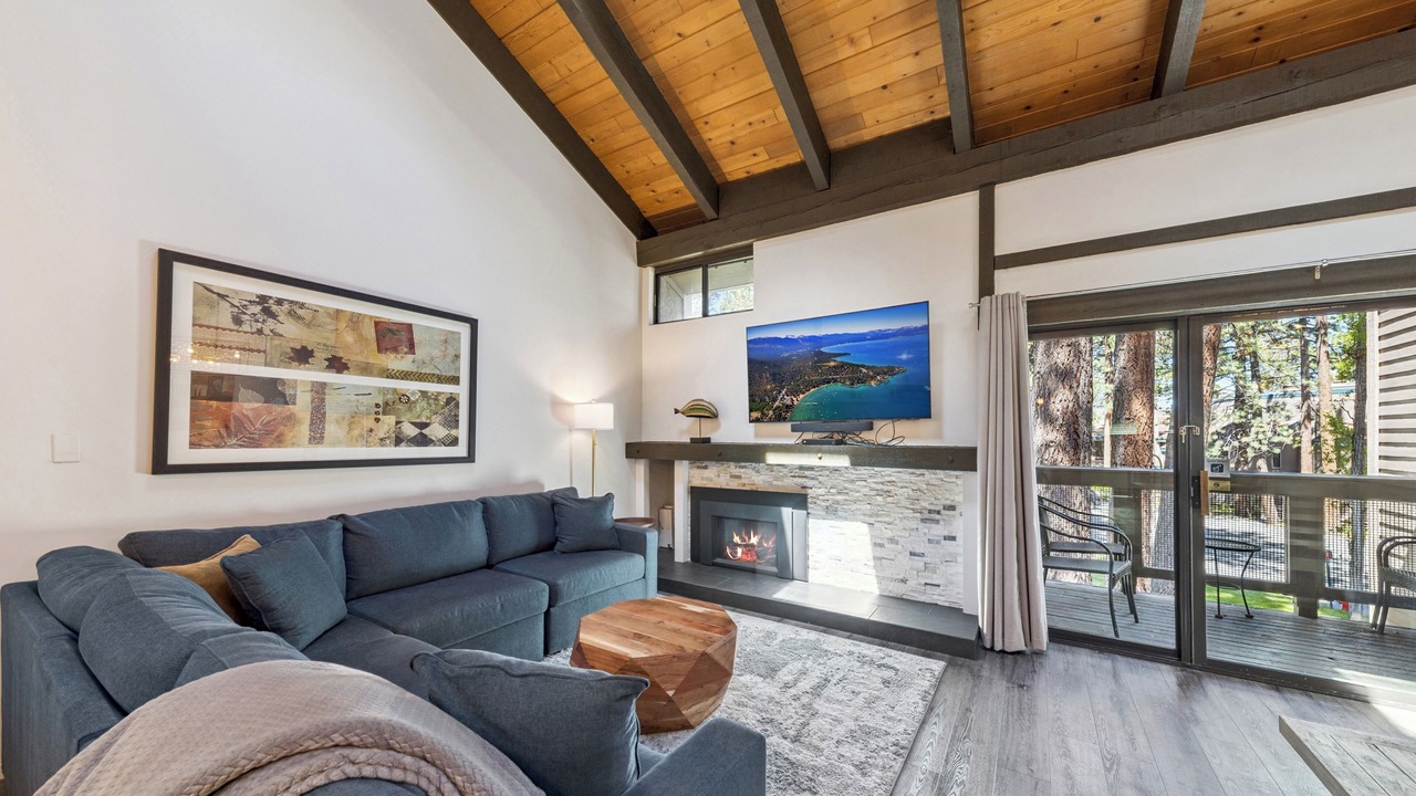 Photo of Livingroom in South Lake Tahoe