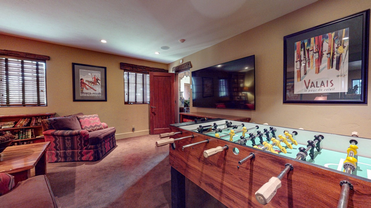 Photo of Bedroom in Mammoth Lakes