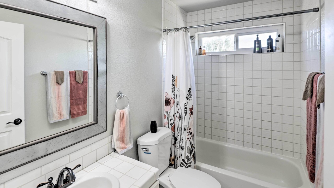 Photo of Bathroom in Bullhead City