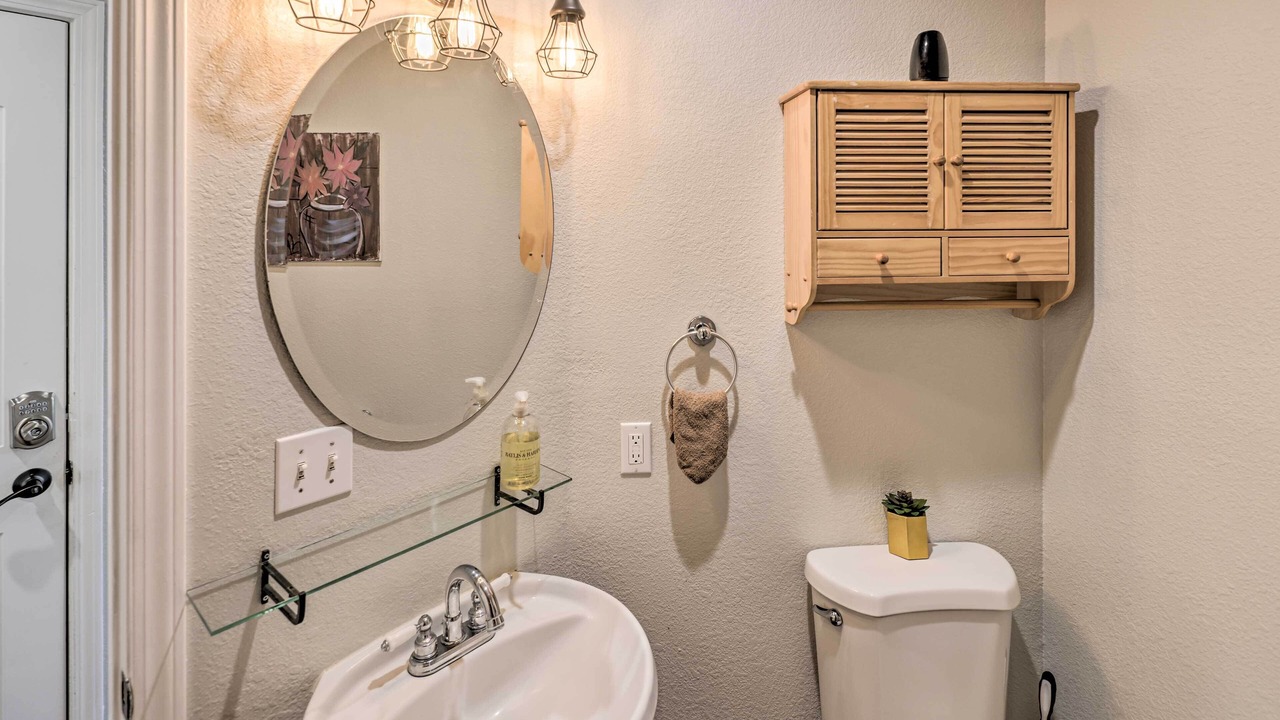 Photo of Bathroom in Bullhead City