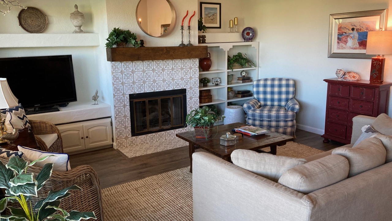 Photo of Livingroom in Palm Desert