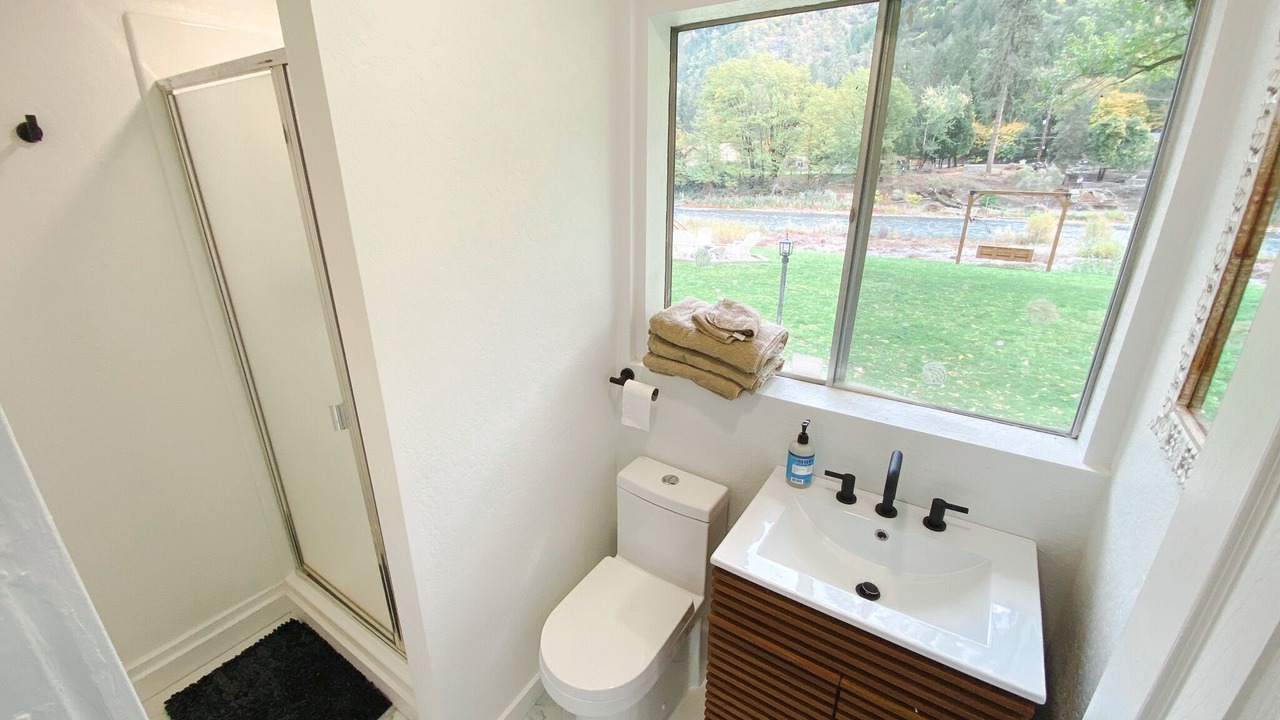 Photo of Bathroom in Grants Pass